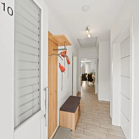 Blick Uebern Deich Apartman Bensersiel